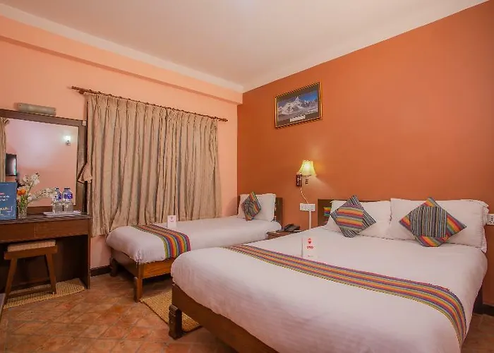 Embassy Hotel 2*